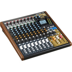 Mesa de som com 12 canais
